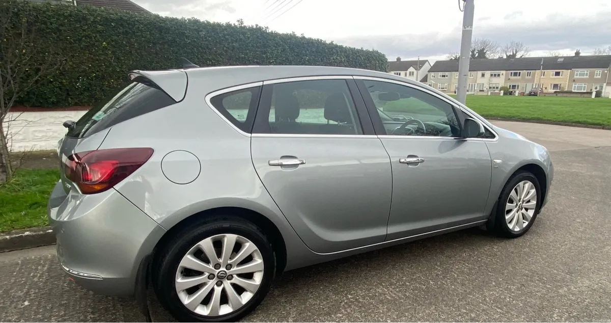 Opel Astra 1.4 2012 Spotess, low mileage - Image 2