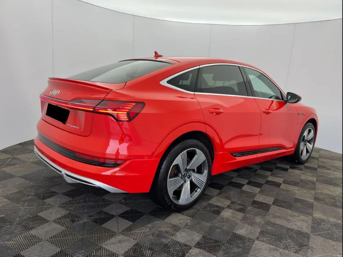 AUDI E-TRON S LINE 55 QUATTRO SPORTBACK // 95 KwH - Image 3