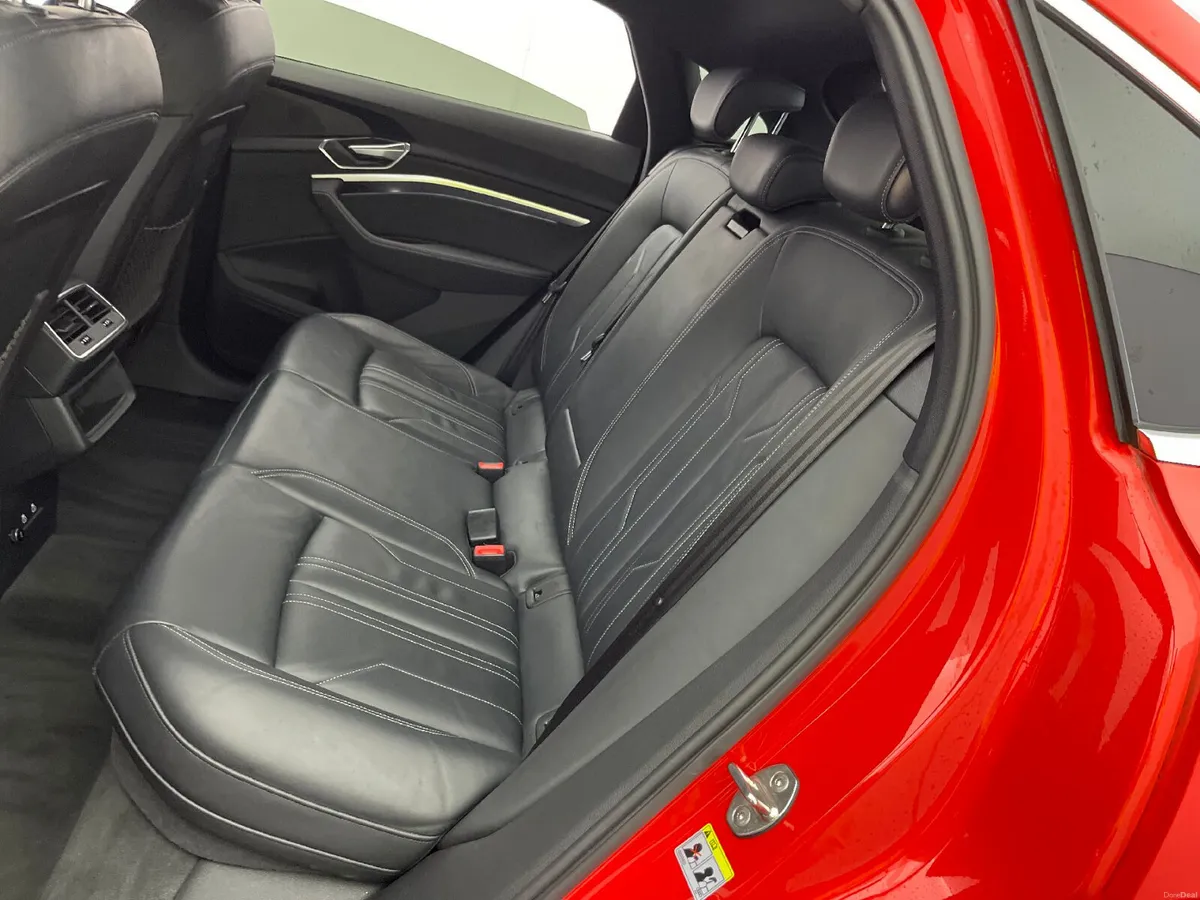 AUDI E-TRON S LINE 55 QUATTRO SPORTBACK // 95 KwH - Image 4