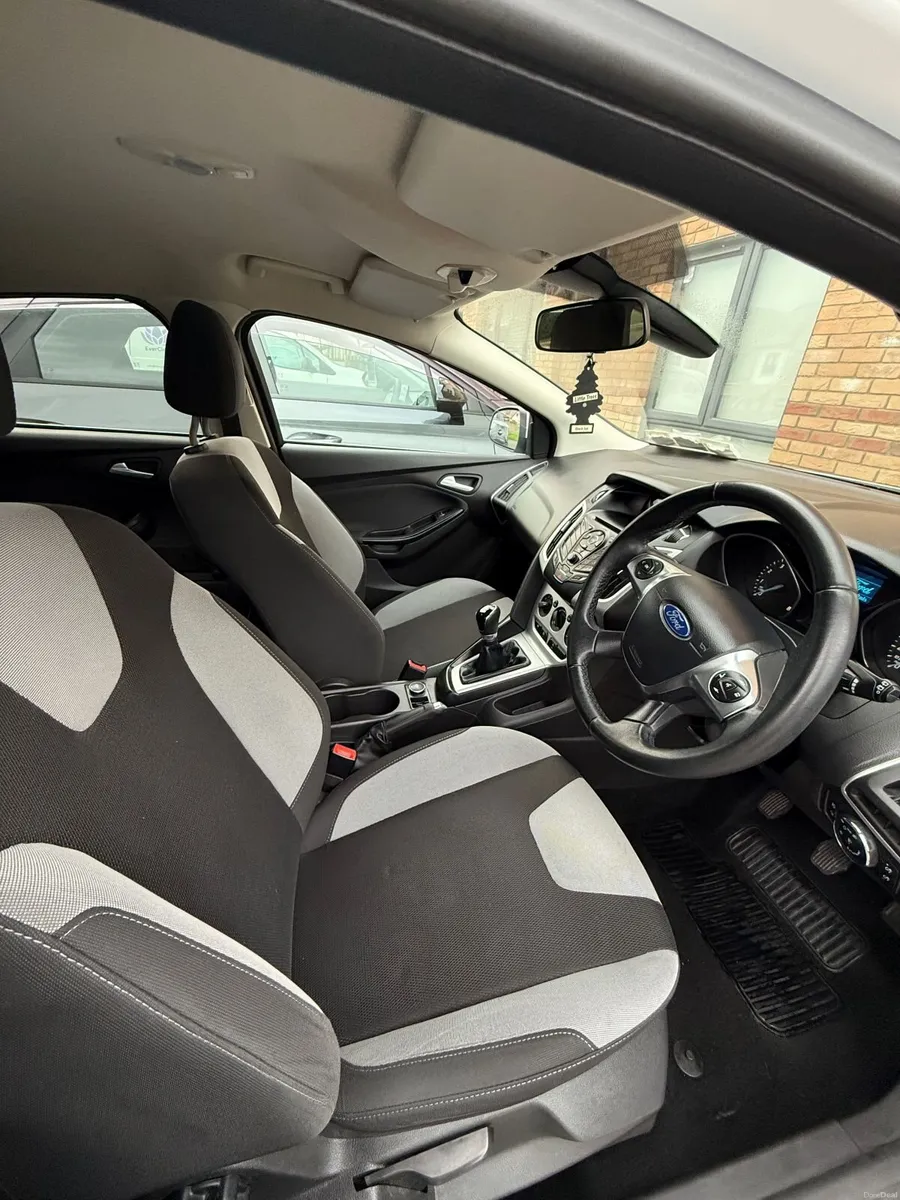 Ford Focus 2014 - Image 3