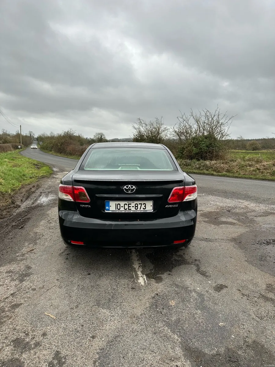 2010 Toyota Avensis - Image 4