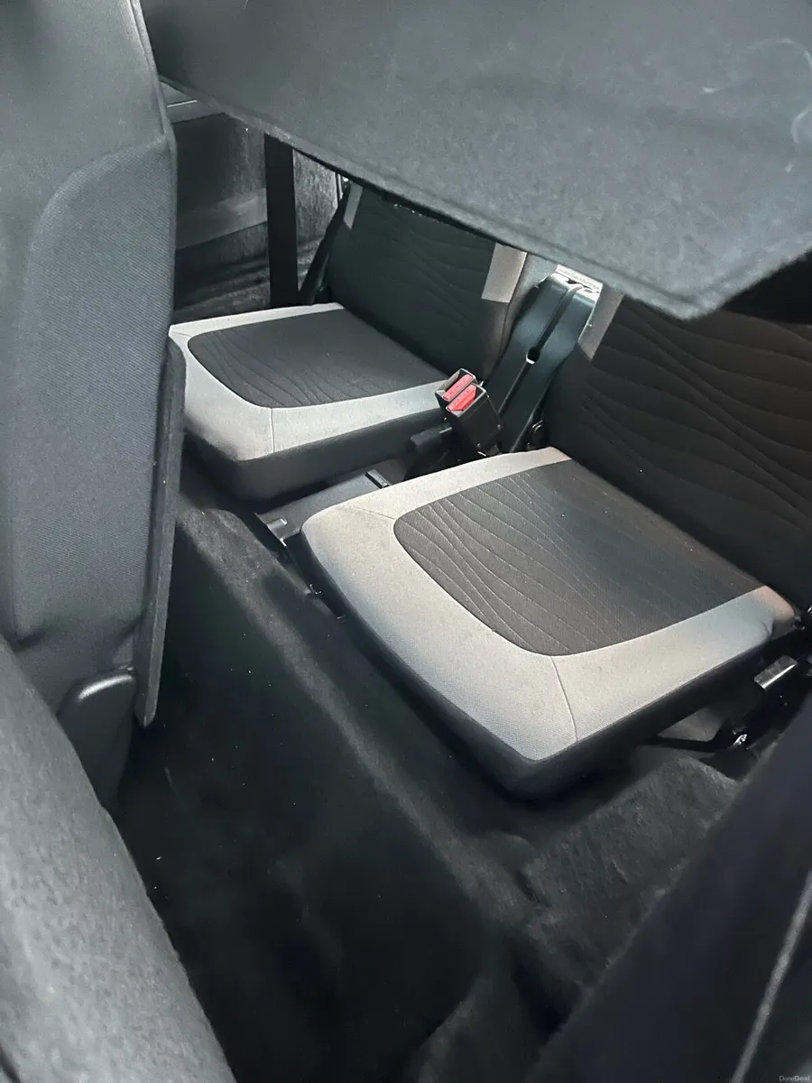 Citroen C4 Picasso 7Seats - Image 4