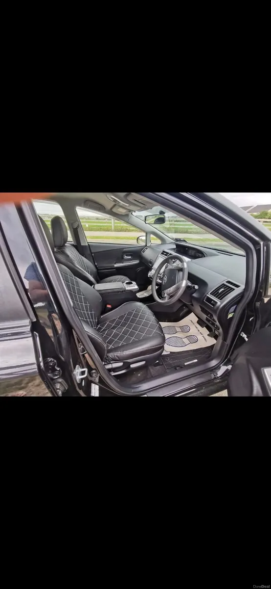 Toyota Prius 1.8 hybrid PRICE REDUCED - Image 2