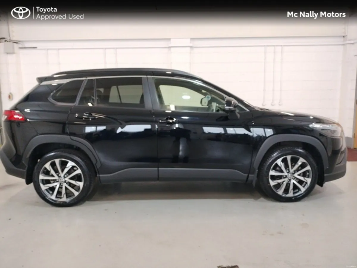 Toyota Corolla Cross 1.8 SOL TOP SPEC - Image 4