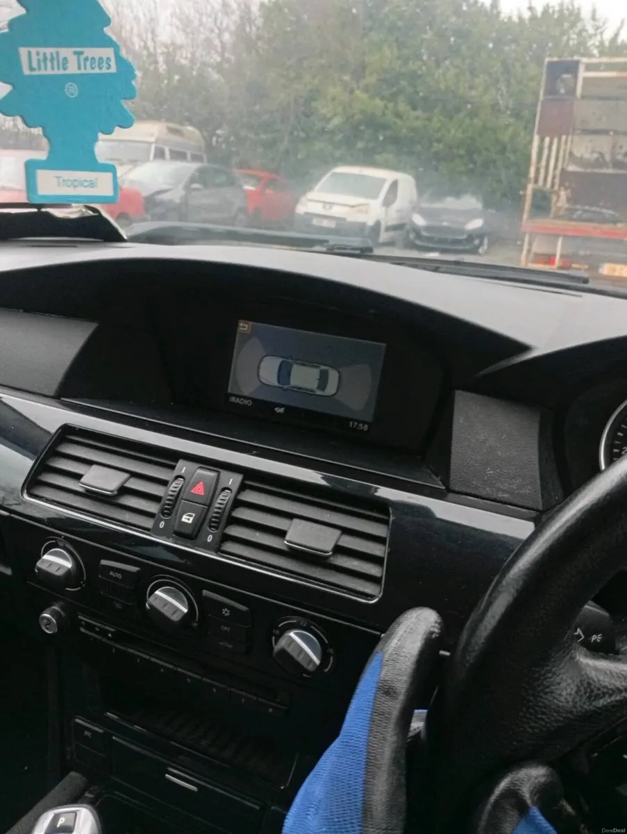 BMW 520d auto - Image 4