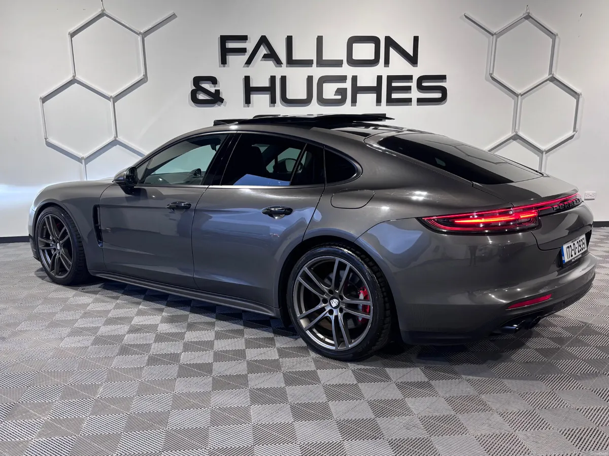 2017 PORSCHE PANAMERA 3.0 S E-HYBRID // HIGH SPEC - Image 3