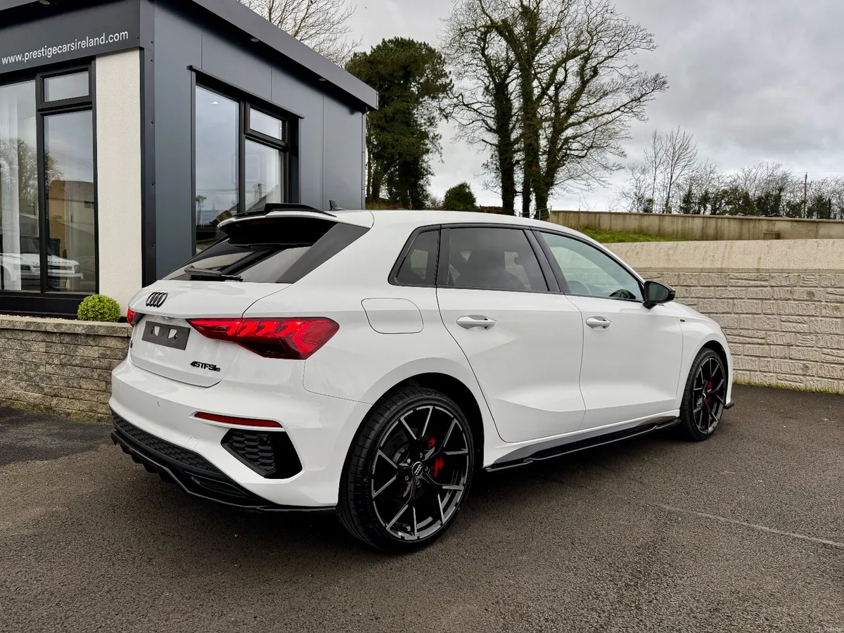 221 AUDI A3 1.4 45 TFSI E S LINE COMPETITION,AUTO - Image 6