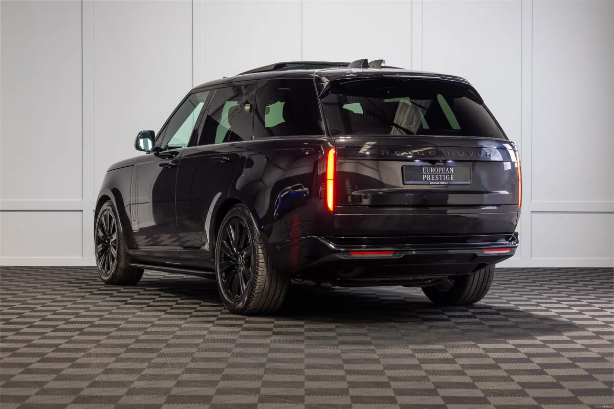 2024 Range Rover P460e Autobiography - Image 4