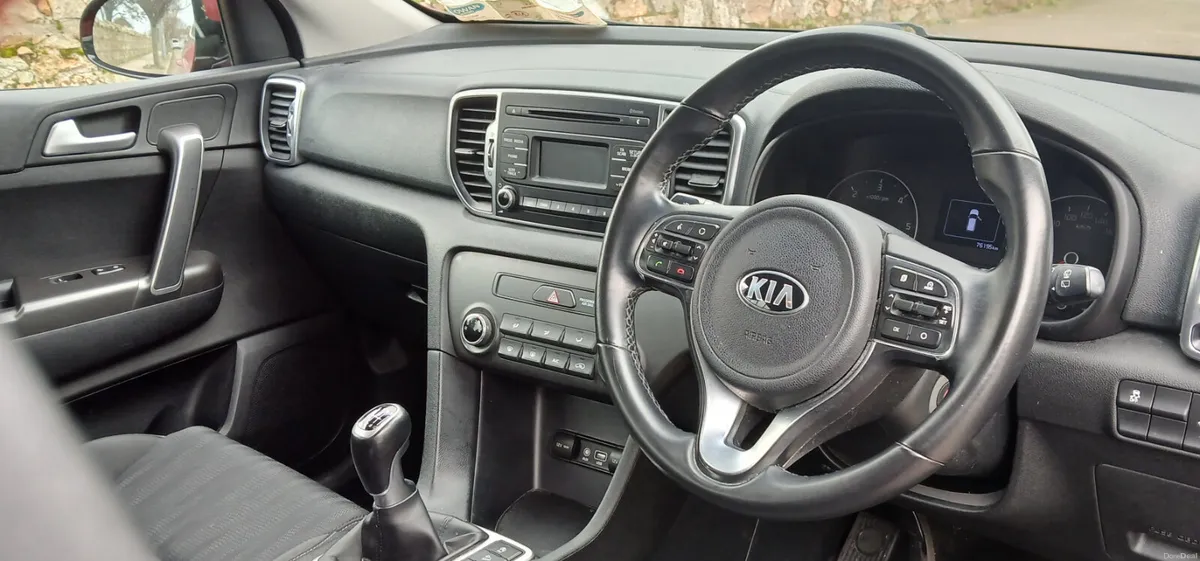 Kia Sportage 2017 *1 OWNER IRISH CAR* 1.7 CRDi LX - Image 2