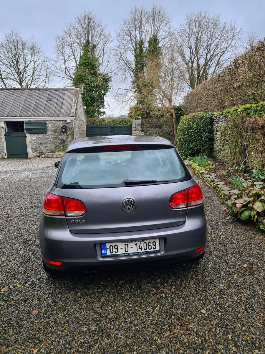 Volkswagen Golf 2009 - Image 4