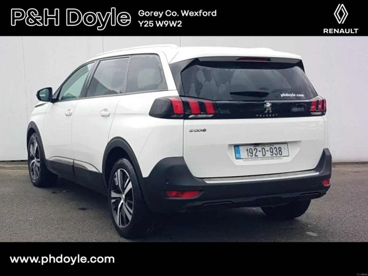 Peugeot 5008 ALLURE - Image 3