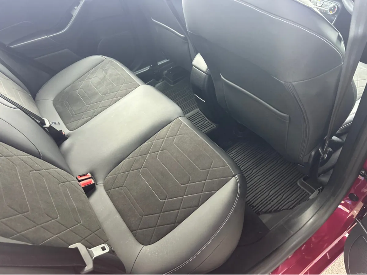 Ford Fiesta TITANIUM VIGNALE 5DR 1.0T 1 125 MHEV - Image 2