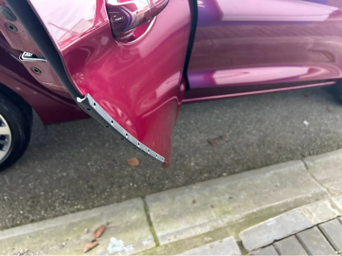 Ford Fiesta TITANIUM VIGNALE 5DR 1.0T 1 125 MHEV - Image 4