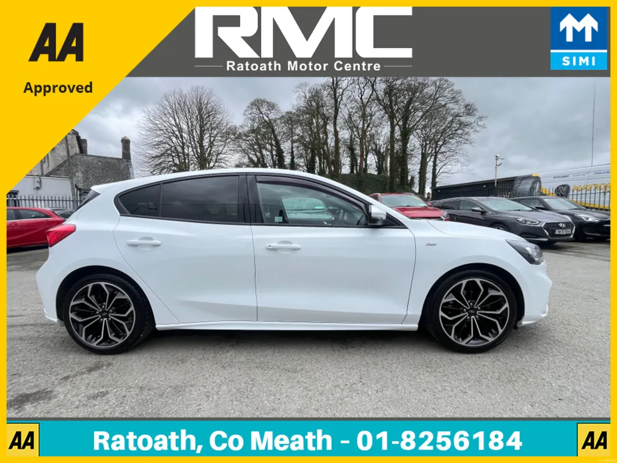 Ford Focus ST-LINE EDITION  1.0T MHE - Image 4