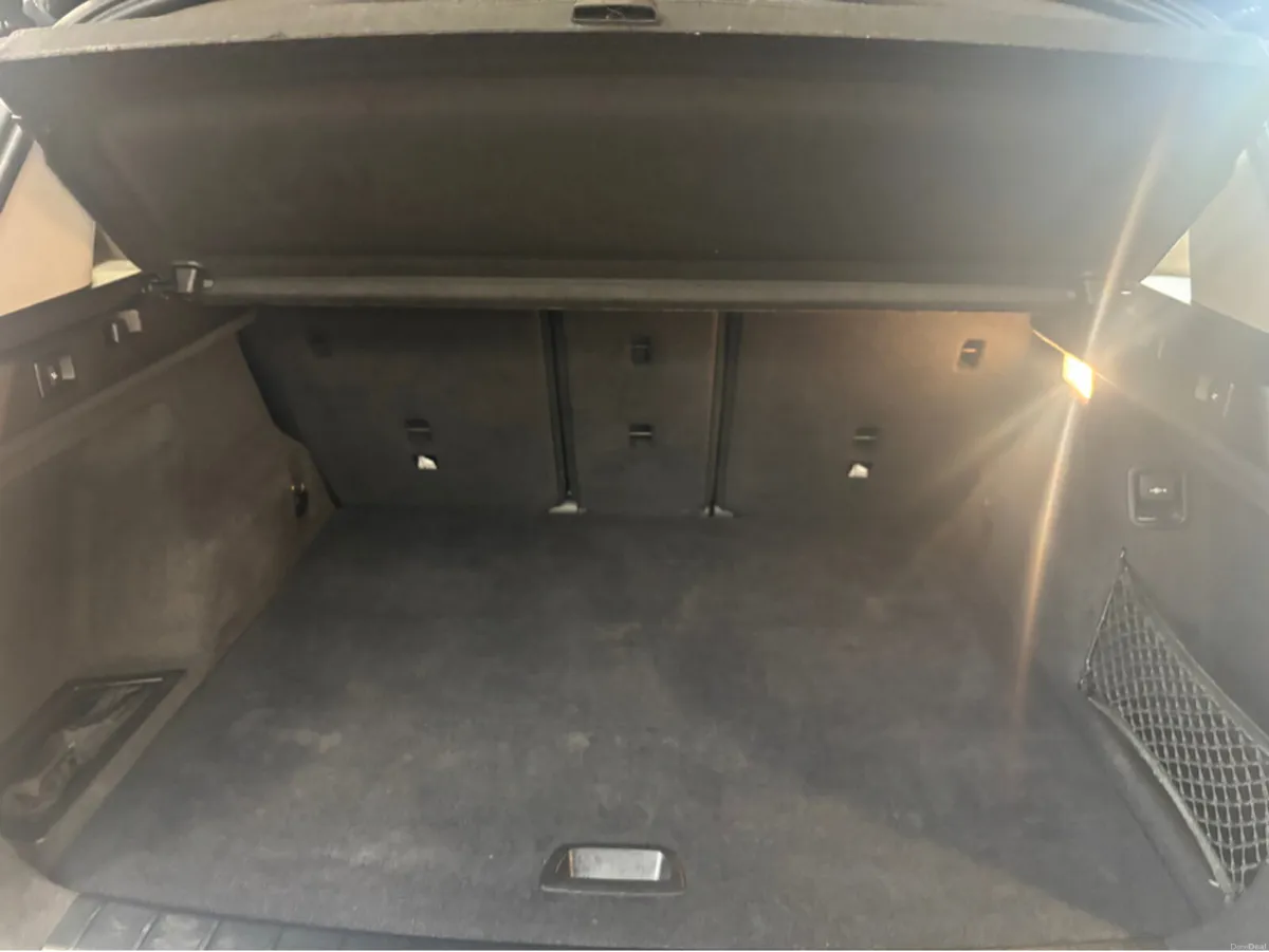 BMW X1 SDRIVE18I 18I SE ZXA1 4DR AUTO - Image 4