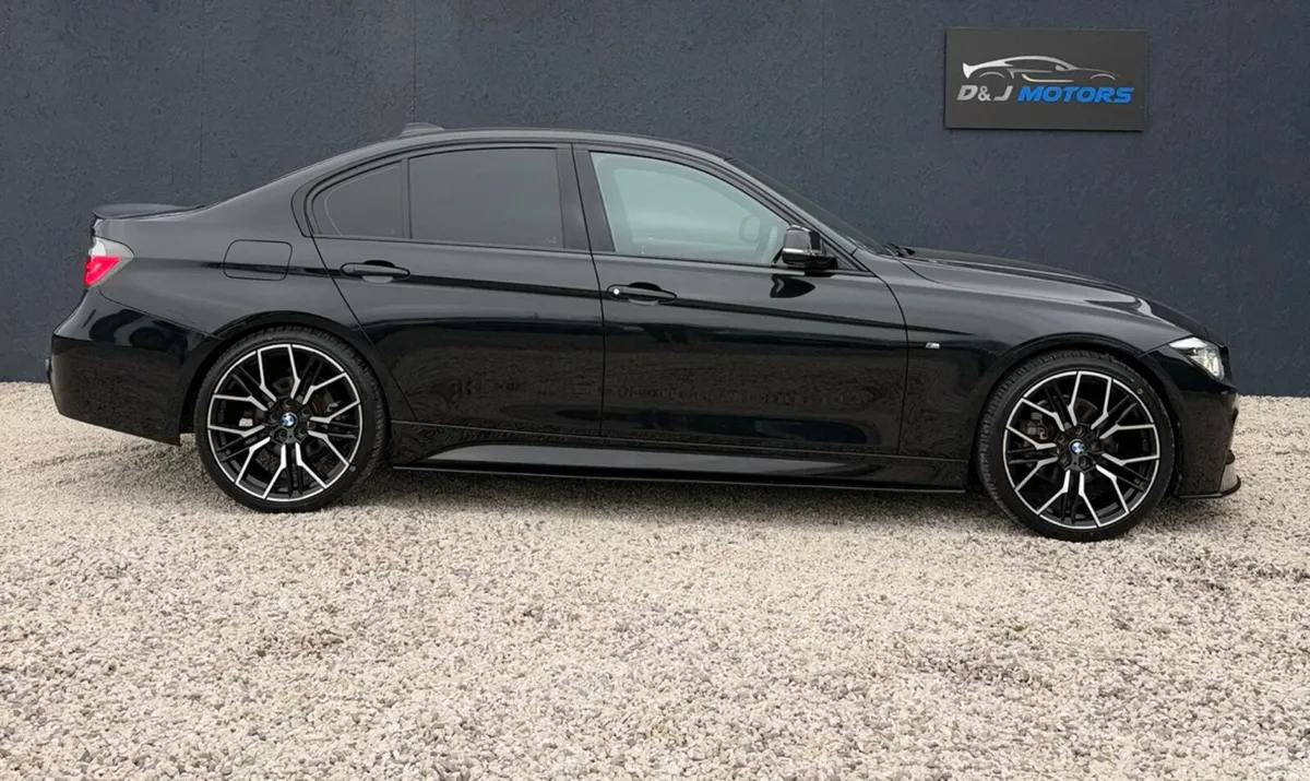 BMW 320D M Sport Automatic Low KM 2018 - Image 3
