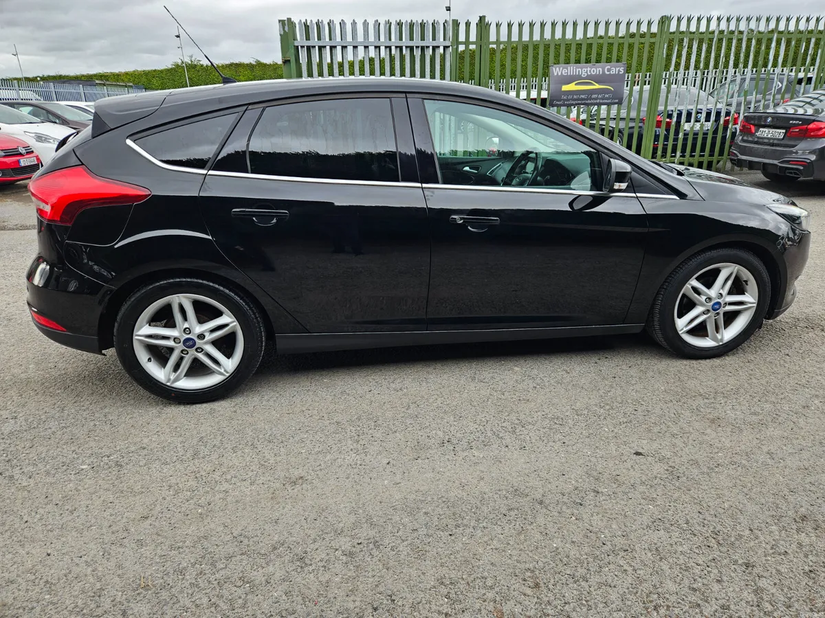 Ford Focus 2016 1.0 ECOBOOST ZETEC AUTOMATIC - Image 3