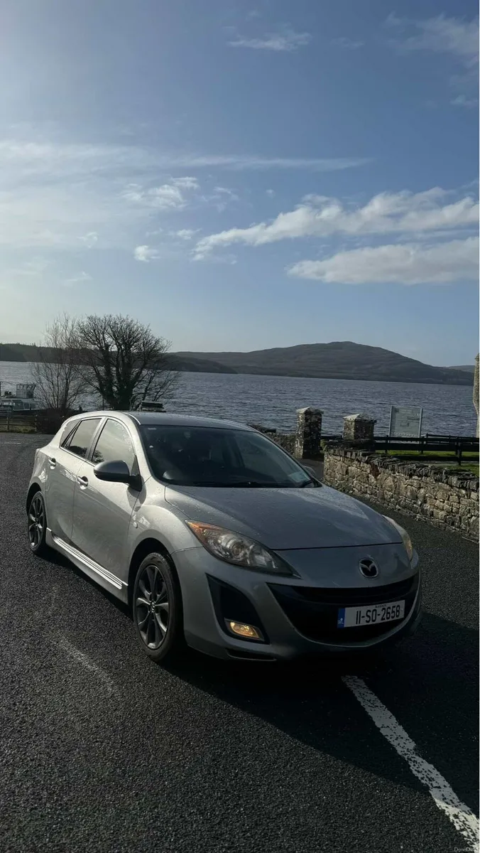 Mazda 3 2011 - Image 2