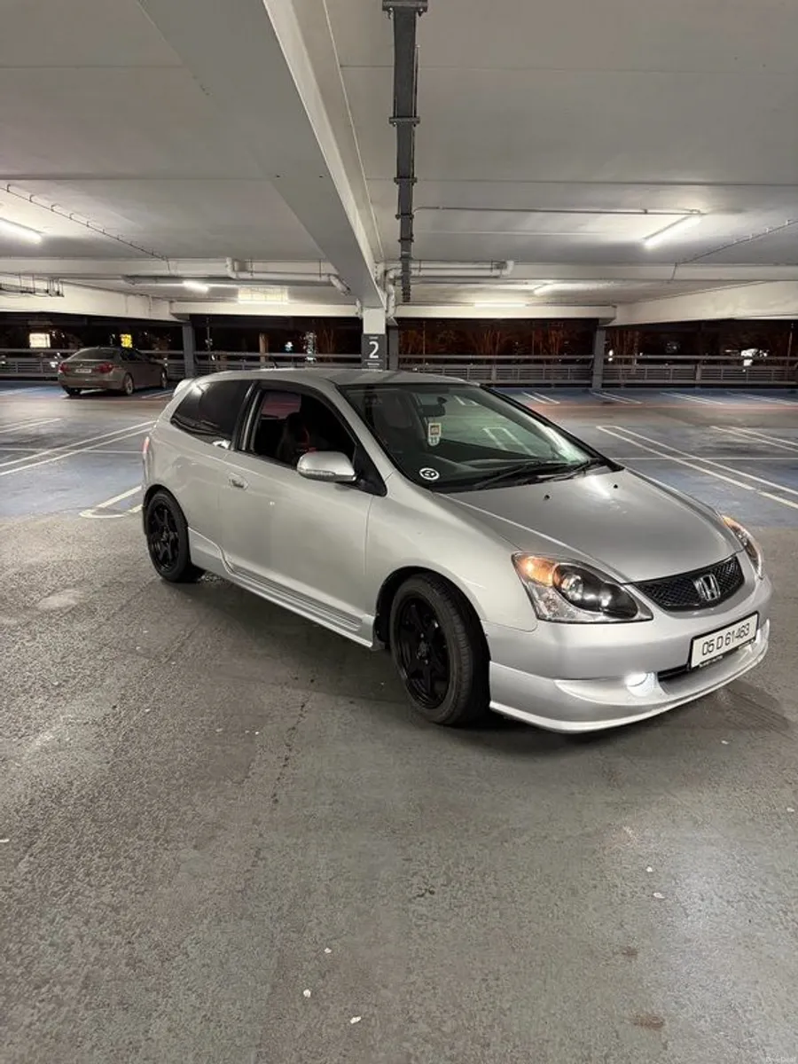 2005 Honda Civic - Image 1