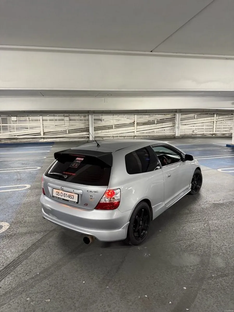 2005 Honda Civic - Image 3