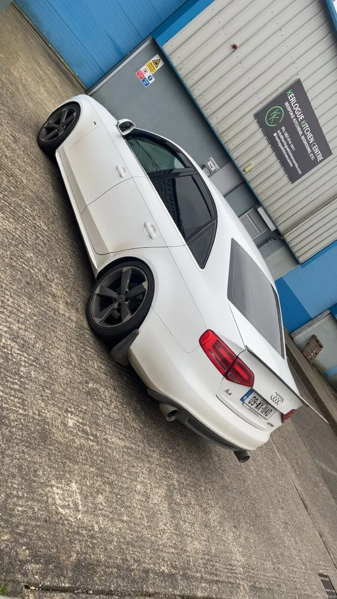 Audi a4 b8 sline 2009 - Image 3