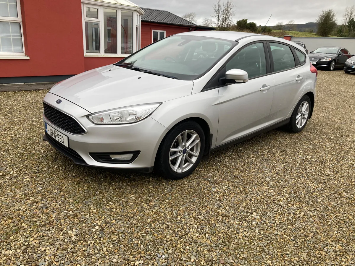 Ford Focus 2016 Diesel Hatchback - Image 2