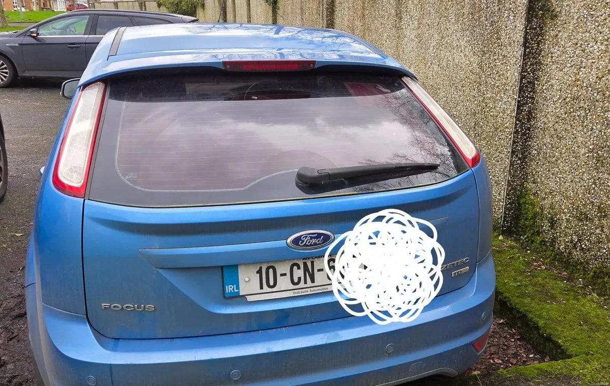 Ford Focus 2010 - Image 1