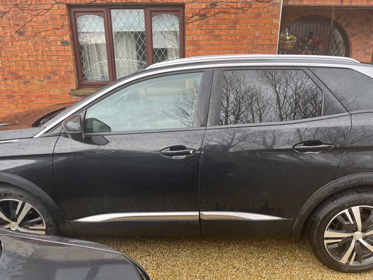 Peugeot 3008 2017 - Image 2