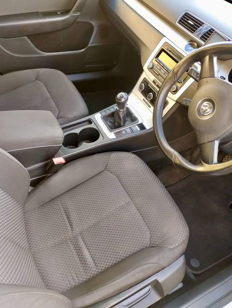 Volkswagen Passat 1.6 TDI — 2013 - NCT May 26' - Image 3