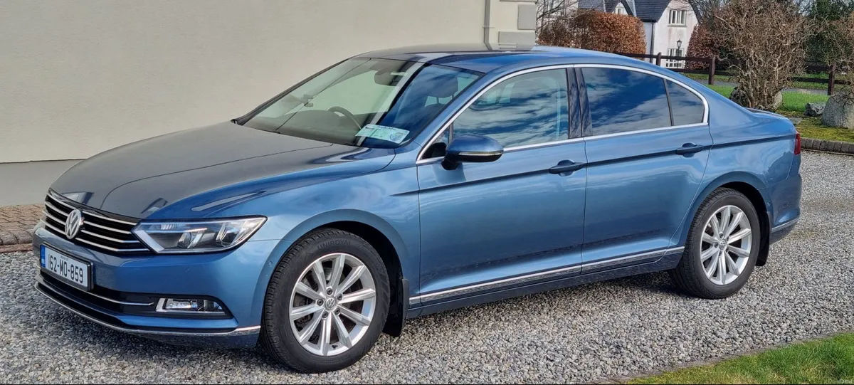 VWPassat 2016 2.0L  VW Main Dealer Service History - Image 2
