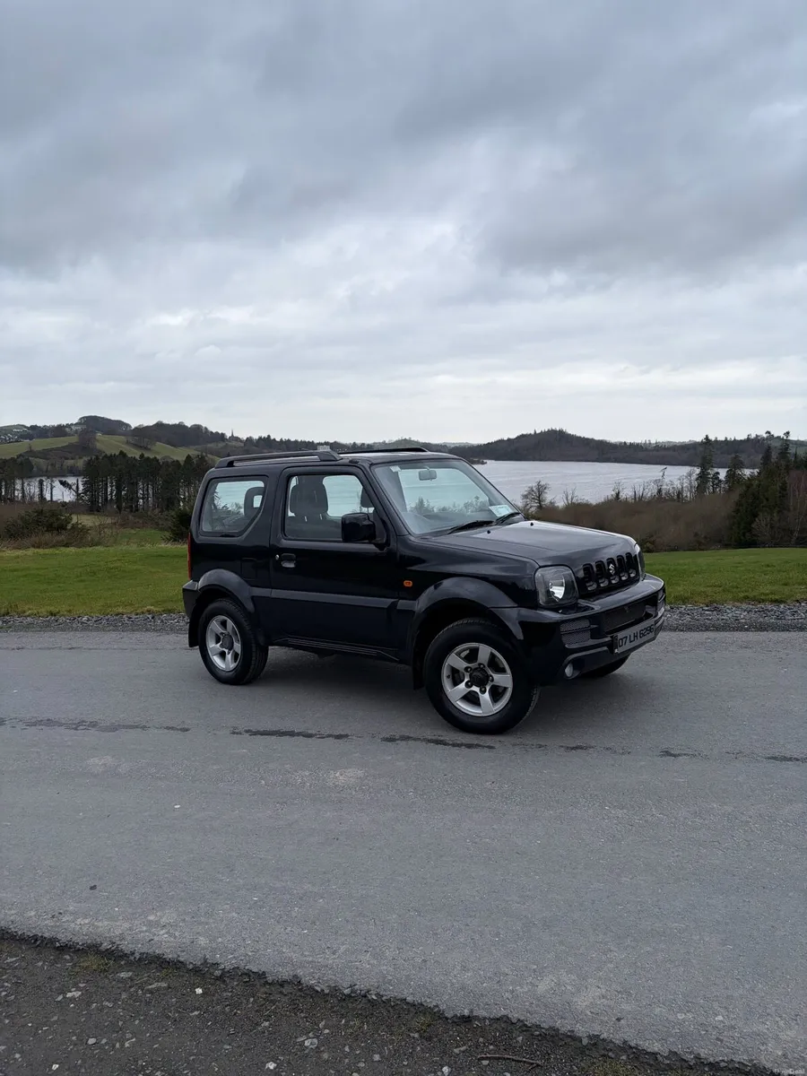 Suzuki Jimny *pristine condition* NCT 11/26 - Image 1