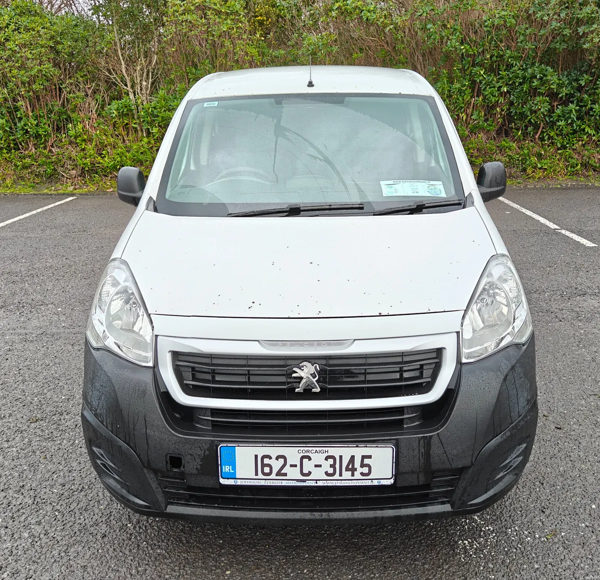 162 Peugeot Partner Low KMS NEW CVRT - Image 2
