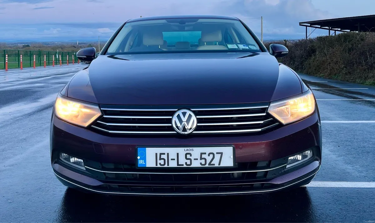Volkswagen Passat Highline - Image 2