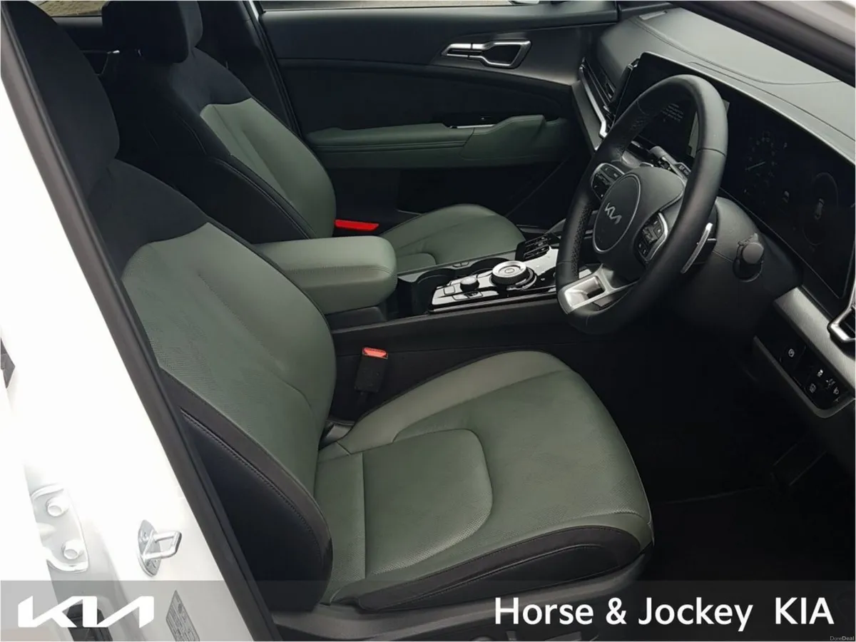 Kia Sportage Anniversary Edition Hybrid - Image 3