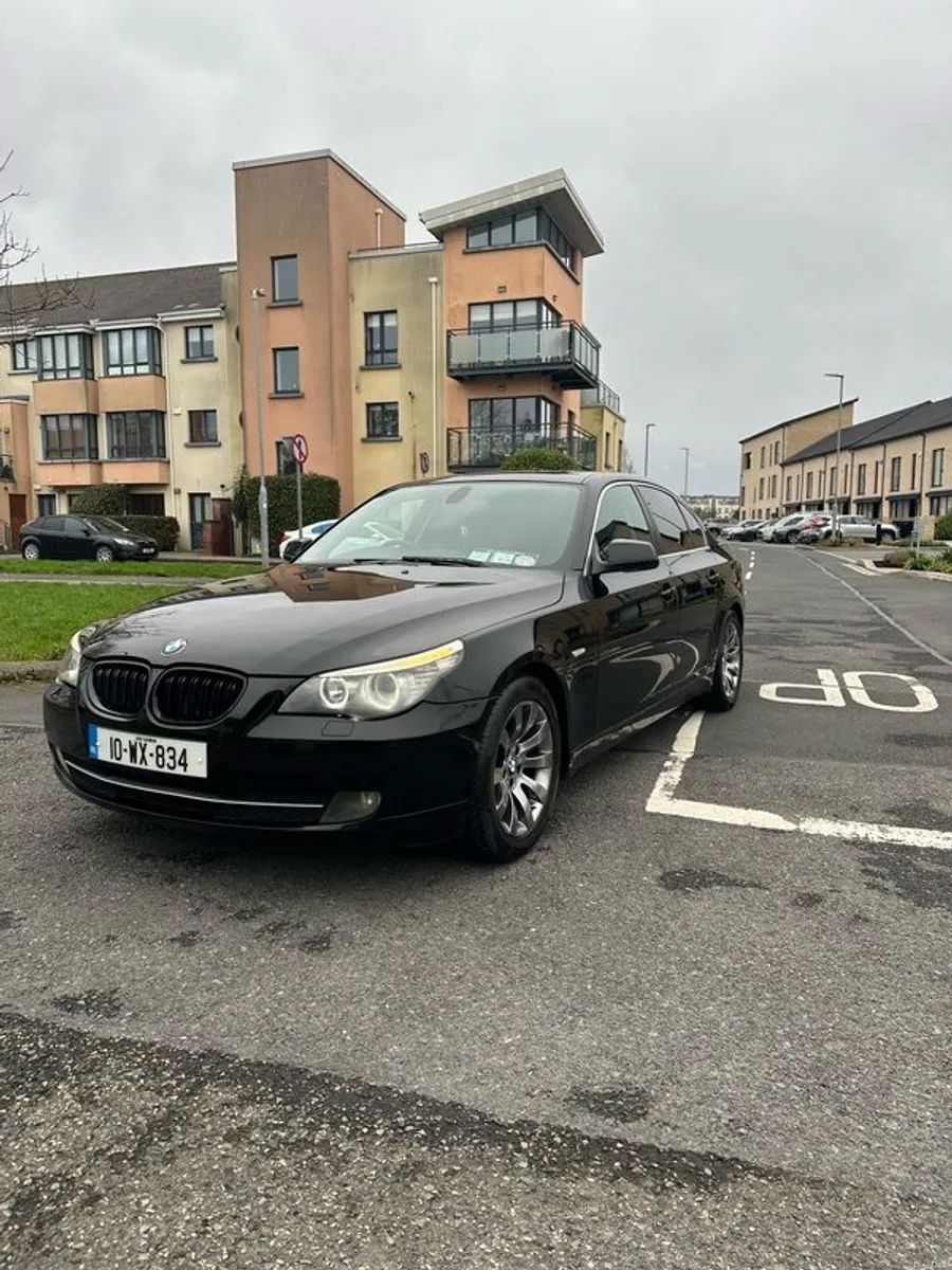 2010 Bmw 5-series - Image 1