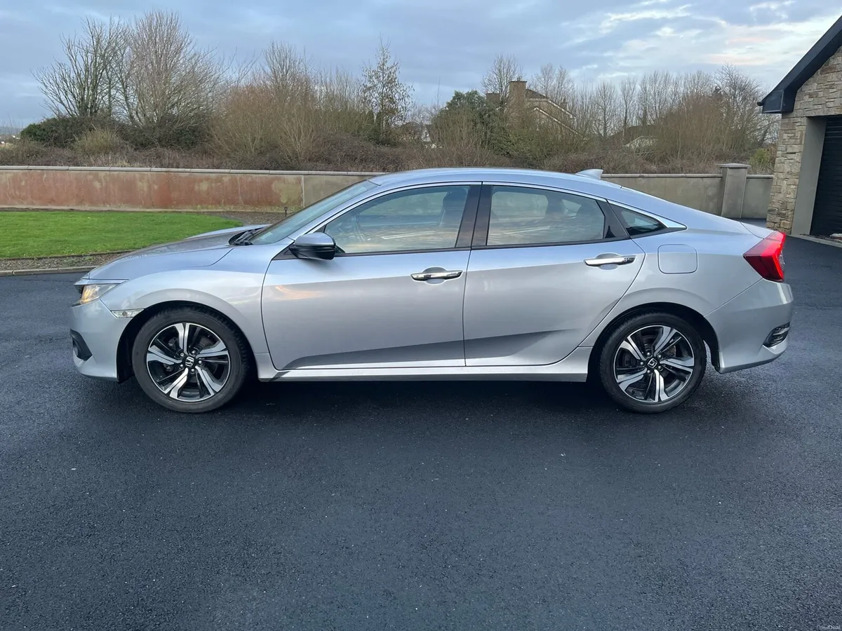 191 Honda Civic I-DTec Smart Plus - Image 3