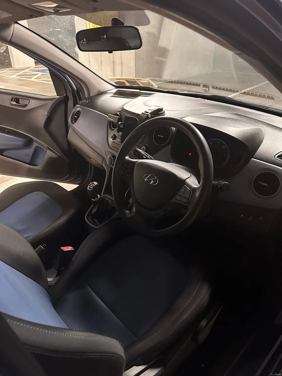 2015 Hyundai i10 1.0L - Image 4