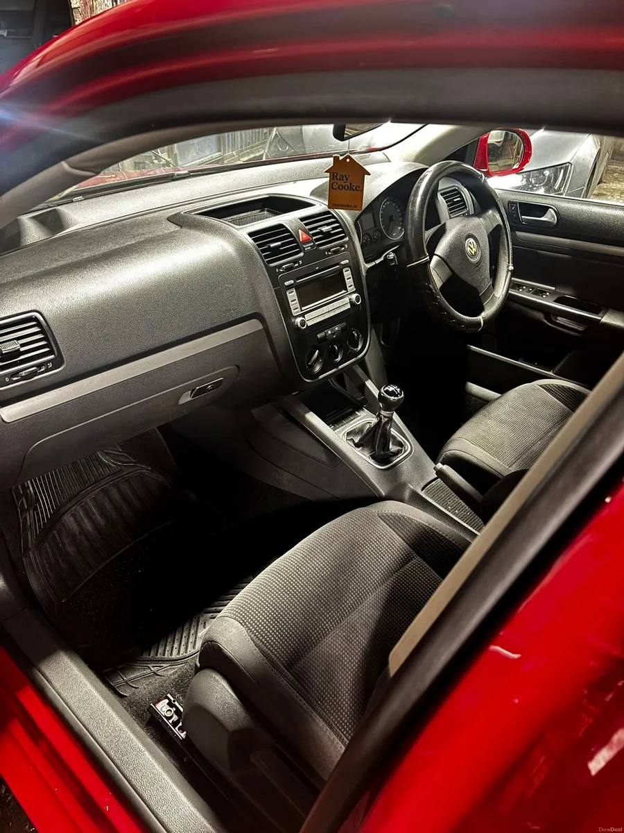 2009 VW Jetta 1.9 diesel - Image 4