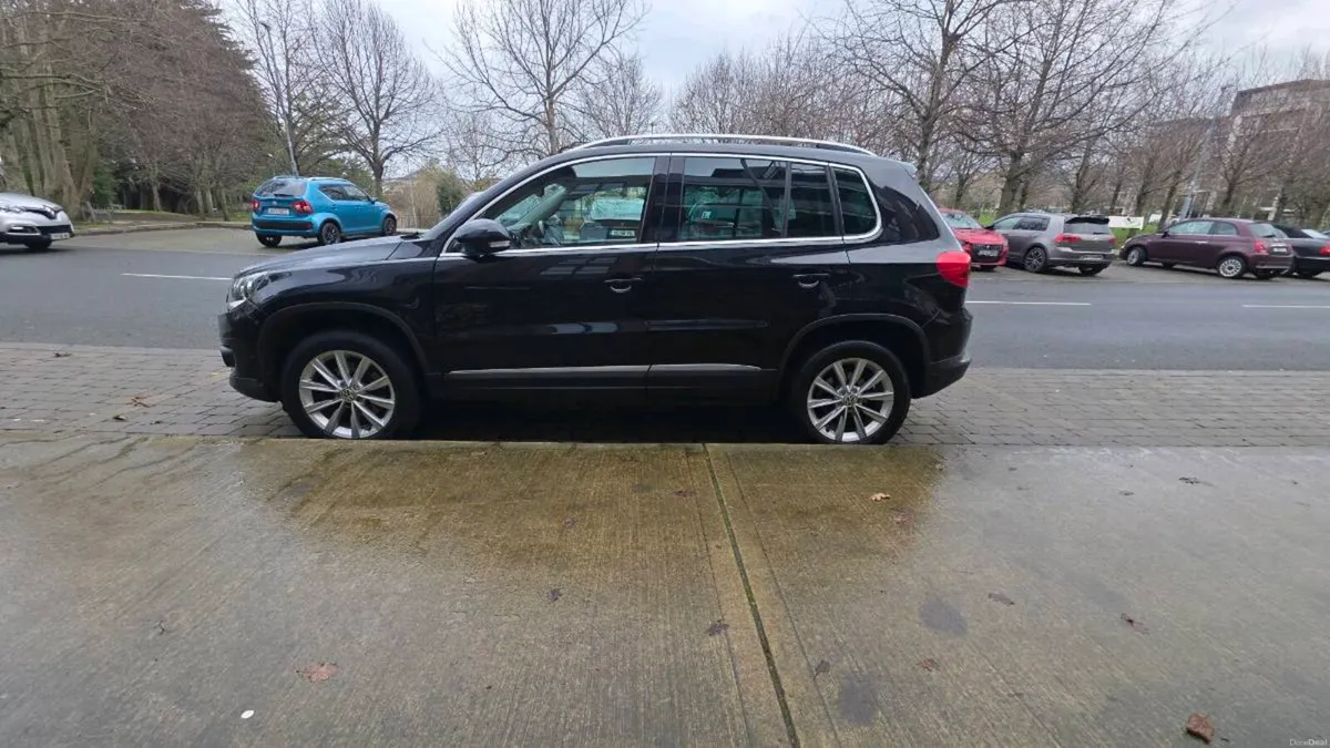 2012 HIGH SPEC TIGUAN - Image 2