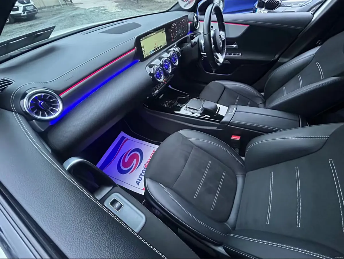 222 MERCEDES A250 AMG LINE PREMIUM NIGHT ED - Image 4