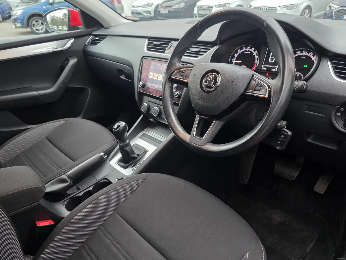 2019 Skoda Octavia 1.6 TDI AMBITION AUTOMATIC - Image 4