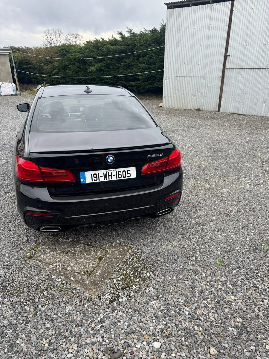 BMW 520 G30 M SPORT - Image 4