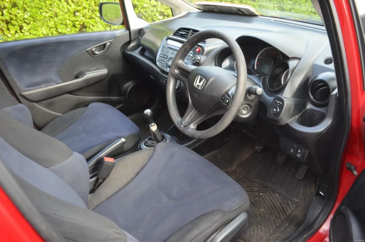 Honda Jazz 2011 - Image 3