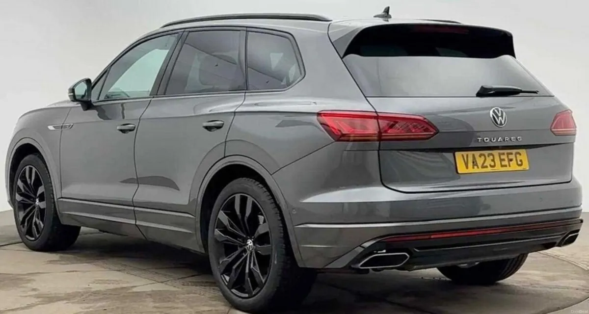 3.0 TDI V6 Black Edition SUV 5dr Diesel Tiptronic - Image 3