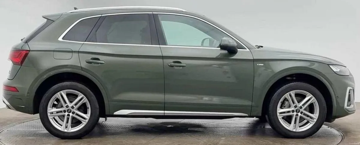 2.0 TDI 40 S line SUV 5dr Diesel S Tronic quattro - Image 2