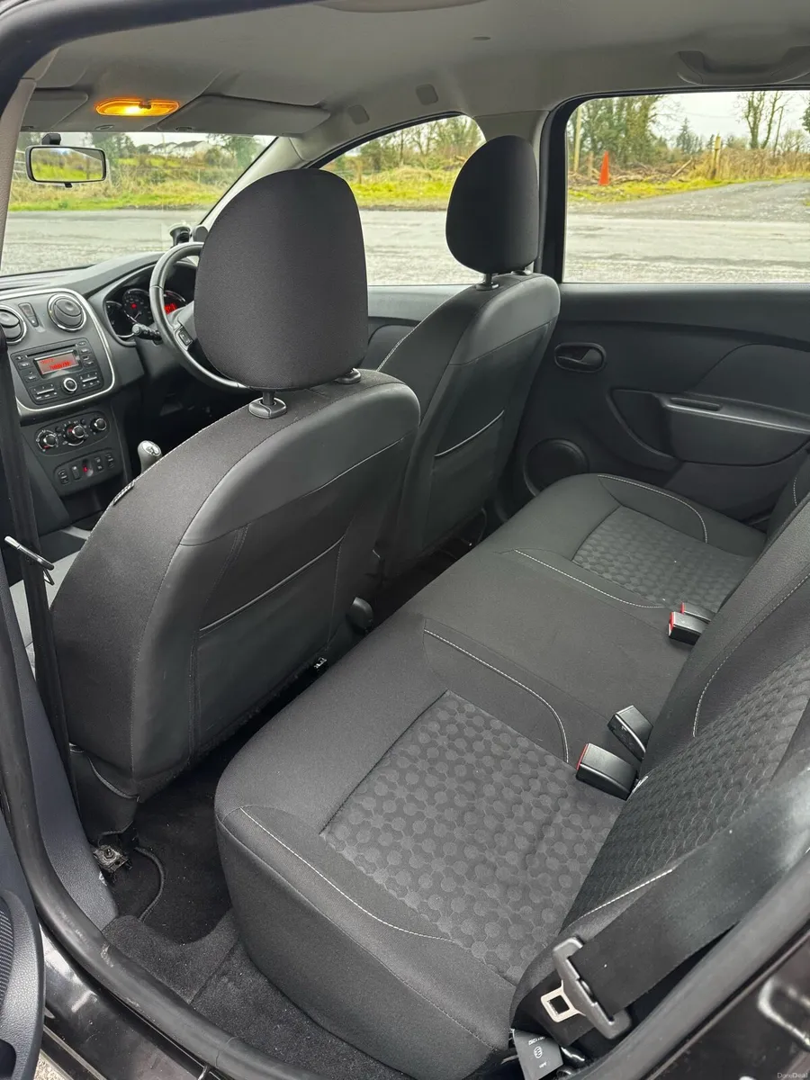Dacia sandero - Image 4