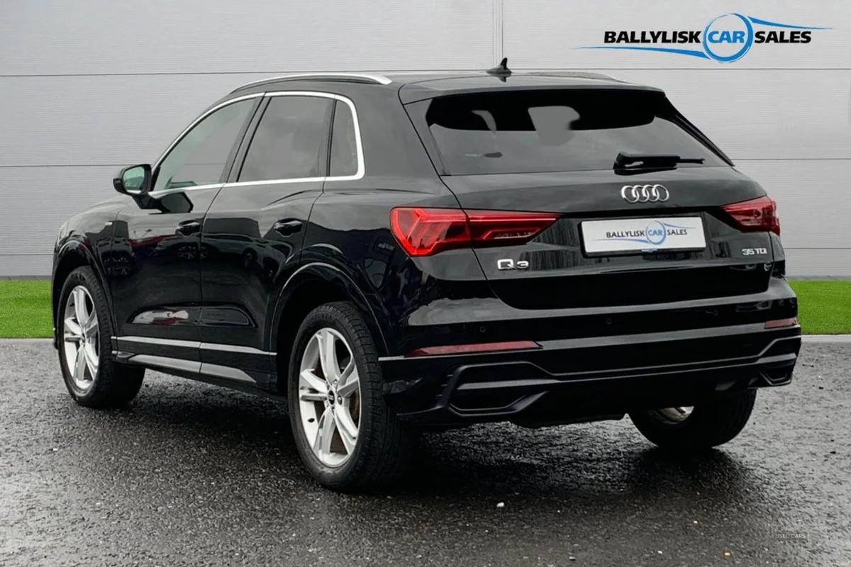 Audi Q3 2.0 TDI 35 S line S Tronic in Black with 5 - Image 2