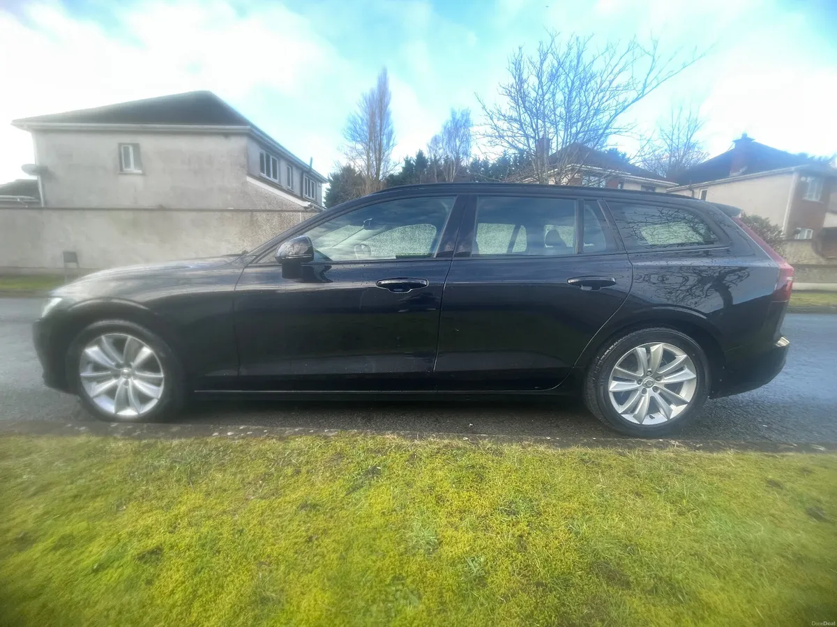 Volvo V60 LOW KLMS 115K  Automatic - Image 4