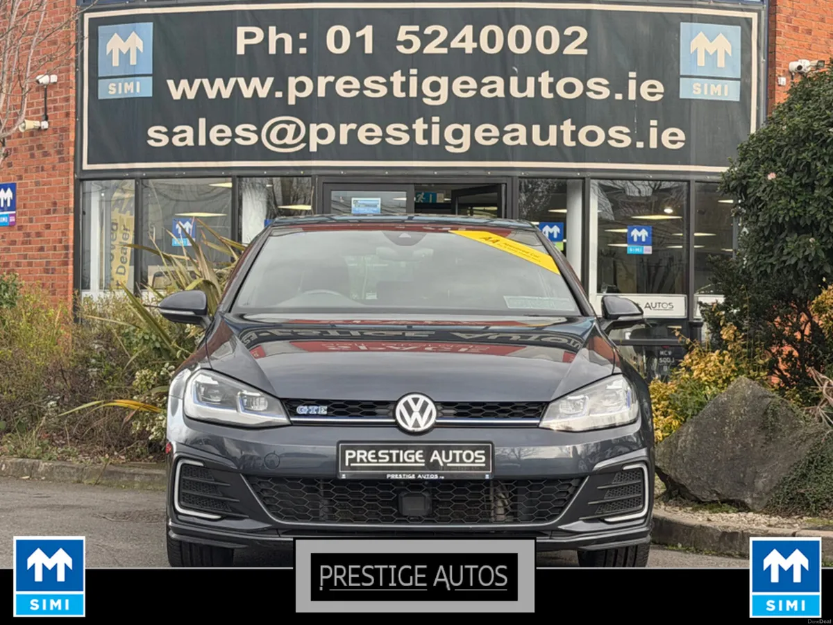 Volkswagen Golf 1.4 PETROL HYBRID GTE DIGITAL DASH - Image 2