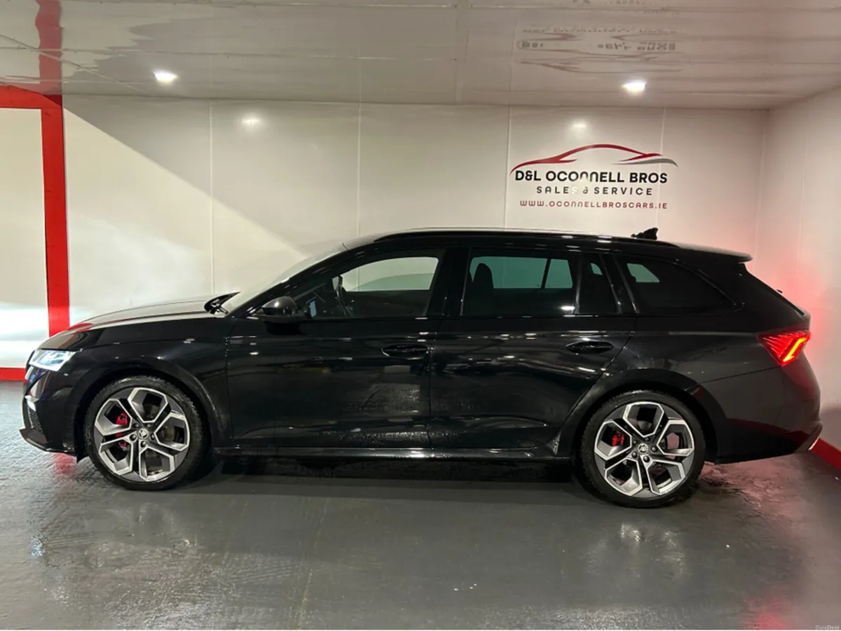 Skoda Octavia VRS TDI S-A TSI - Image 4